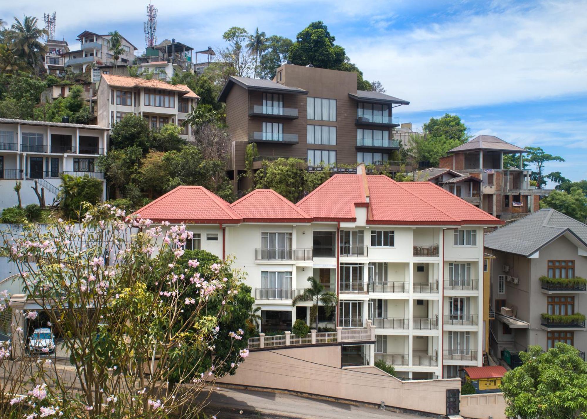 Hotel Cassendra Kandy Exterior photo